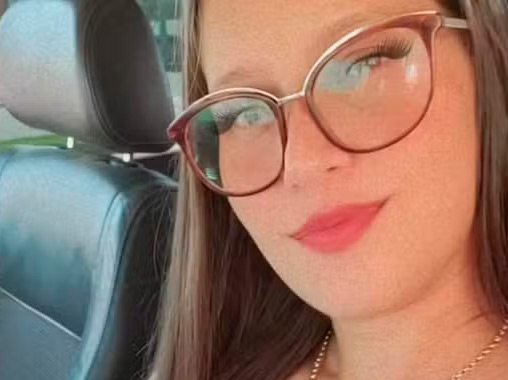Jovem locutora de rádio anos morre em acidente de moto na BR-435 em Cerejeiras