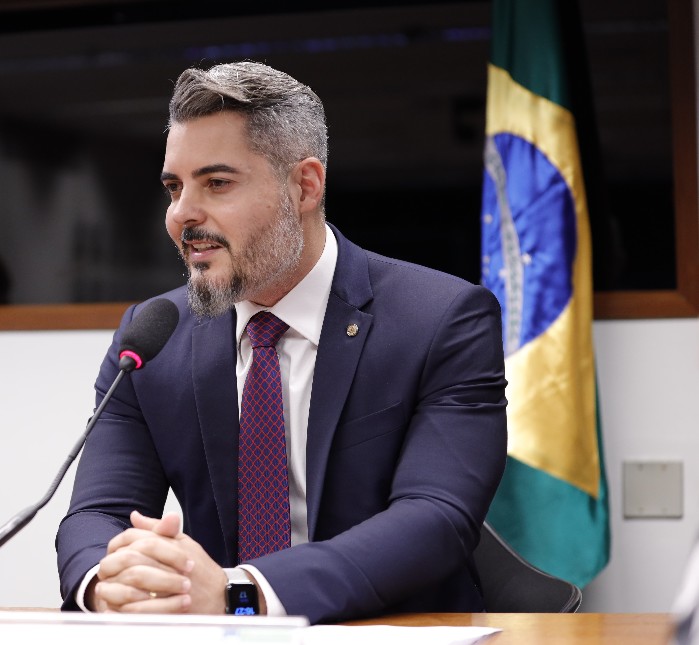Thiago Flores destina R$ 300 mil ao Incra para regularização fundiária em Rondônia
