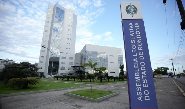 Assembleia Legislativa de Rondônia desmente boato sobre recebimento de currículos para ponte binacional