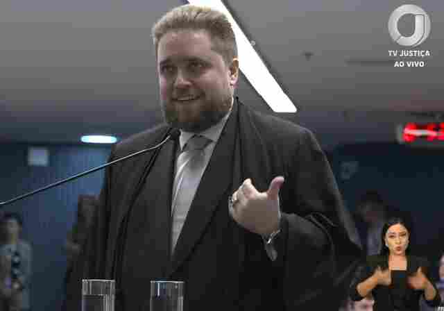 Ao vivo: STF retoma julgamento ouvindo defesa de Bolsonaro e outros três réus