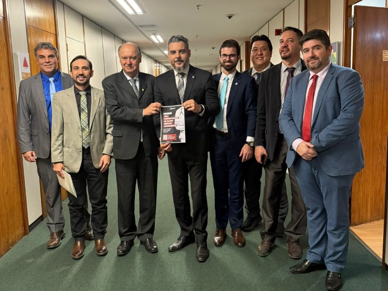 Câmara aprova projeto que criminaliza exercício ilegal da medicina veterinária