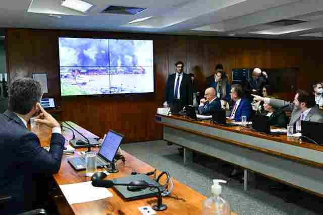 Marcos Rogério pede esclarecimentos ao Ministério da Justiça sobre destruição de dragas no Rio Madeira