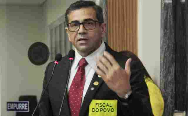 Vídeo: gestão terá dificuldades para quitar salários até o final do ano, diz Breno Mendes, preocupado com futuras indenizações da Marquise