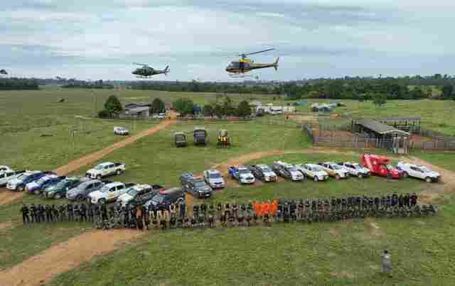 Forças de segurança retiram invasores da Floresta Nacional do Bom Futuro
