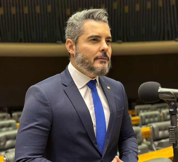 Na conta da Prefeitura: R$ 1 milhão garantido por Thiago Flores para pavimentar o Distrito Rio Branco