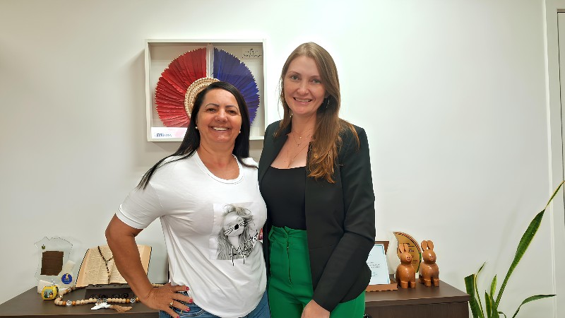 Com apoio de Gislaine Lebrinha, avenida 16 de Junho vira espaço de lazer em São Miguel do Guaporé