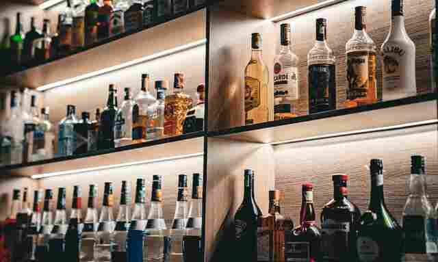 Sancionada Lei que aumenta pena por venda de bebida alcoólica a menores