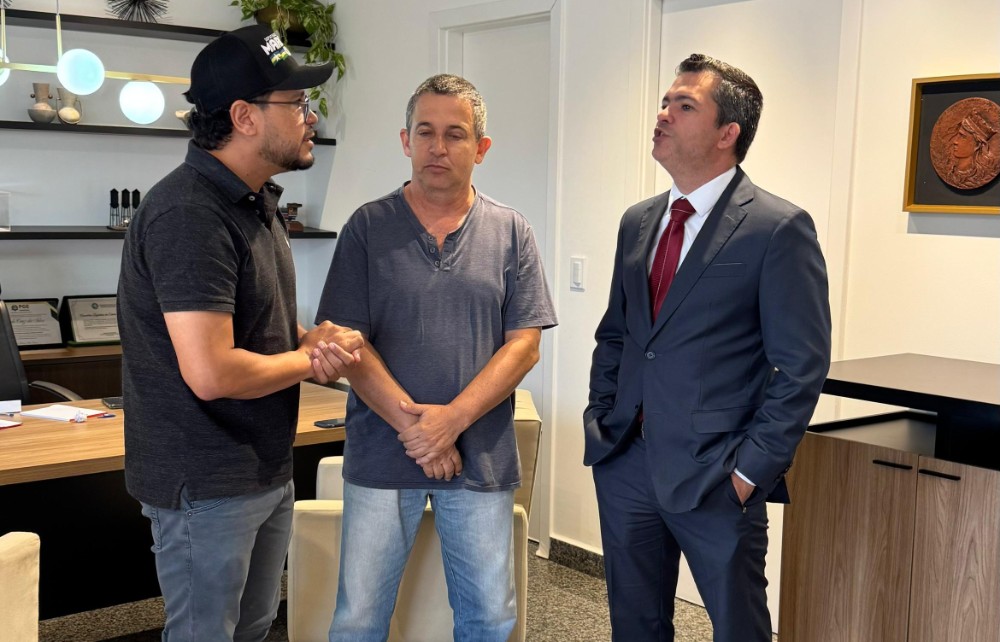 “Garimpeiro não é bandido”, afirma deputado Marcelo Cruz durante reunião sobre o futuro do garimpo no Baixo Madeira