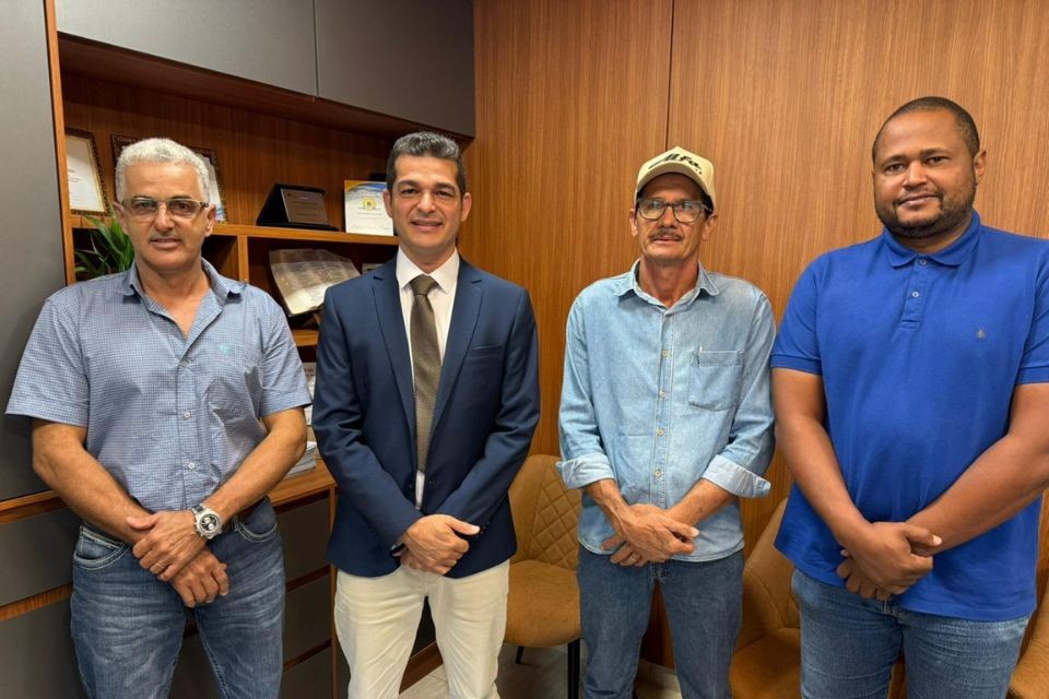 Vereador Adalto de Bandeirantes articula soluções para comunidade da Linha 29, divisa de Porto Velho e Nova Mamoré