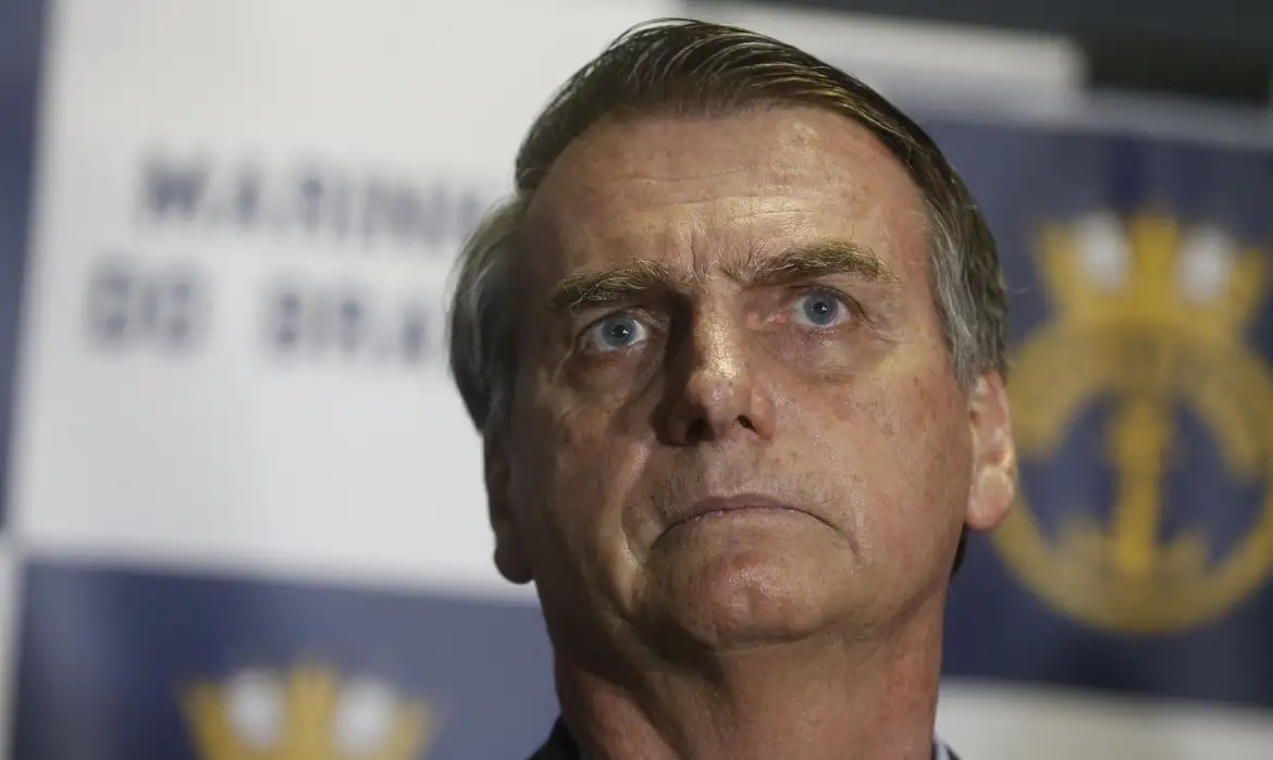 Em último recurso, Bolsonaro pede ao STF revisão da condenação pelos atos de 8 de janeiro
