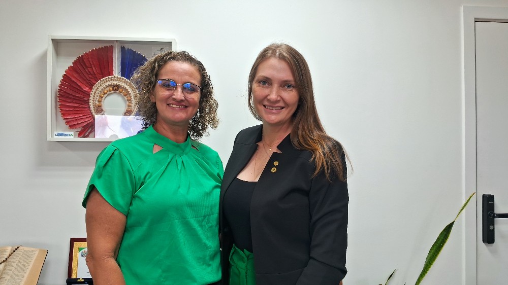 Gislaine Lebrinha e Lebrão garantem R$ 200 mil para construção de calçadas em Seringueiras