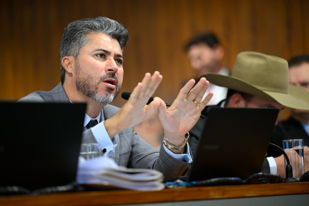 Marcos Rogério libera novos investimentos para reforçar a educação em Rondônia