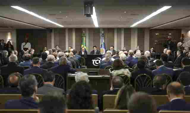 Concurso do TCU oferece 20 vagas e salário de  26.159,01; inscrições seguem até 3 de dezembro
