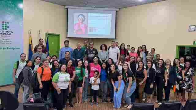 Deputada Sílvia Cristina encerra atividades do Outubro Rosa com mais de 4 mil presentes em palestras