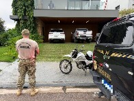 PF apreende 6,4 kg de ouro em operação contra lavagem de dinheiro da madeira em Rondônia