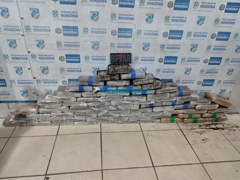 Motorista de aplicativo é flagrado com 75 kg de droga e preso pela