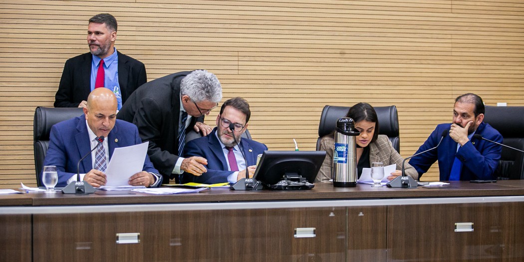 Assembleia aprova projeto que moderniza planos de carreira e valoriza servidores do Iperon