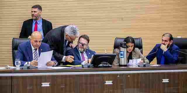 Assembleia aprova projeto que moderniza planos de carreira e valoriza servidores do Iperon