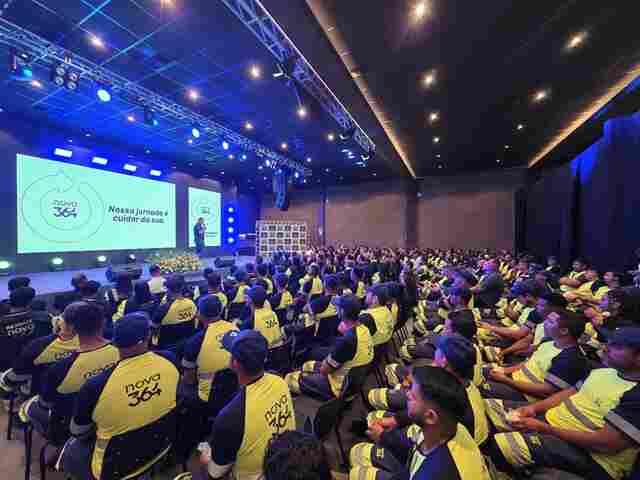 Formatura de quase 400 colaboradores marca nova fase das operações da Nova 364
