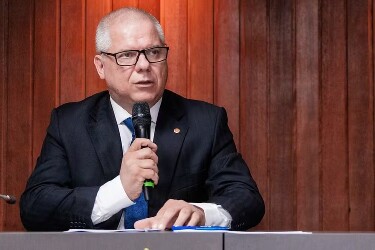 Ex-presidente do INSS Alessandro Stefanutto é preso pela PF por descontos ilegais em aposentadorias