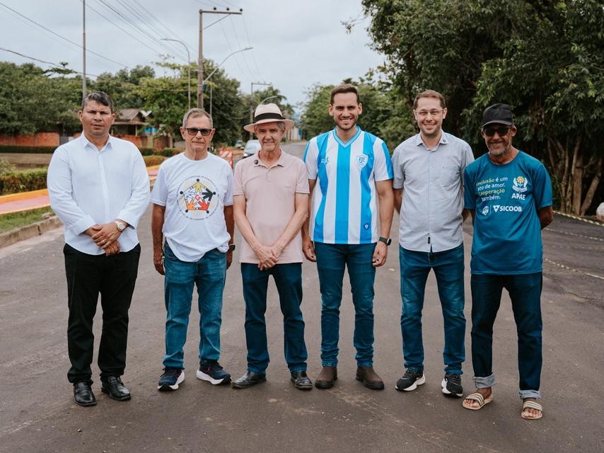 Com recurso do senador Jaime Bagattoli, Ji-Paraná recebe asfaltamento da rua Tenente Antônio João