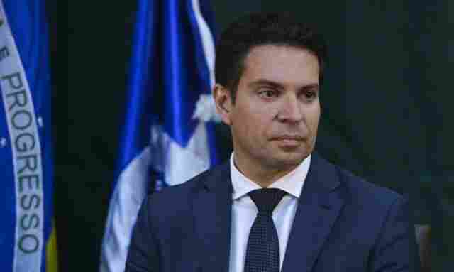 STF manda prender deputado federal Alexandre Ramagem, que fugiu para os EUA