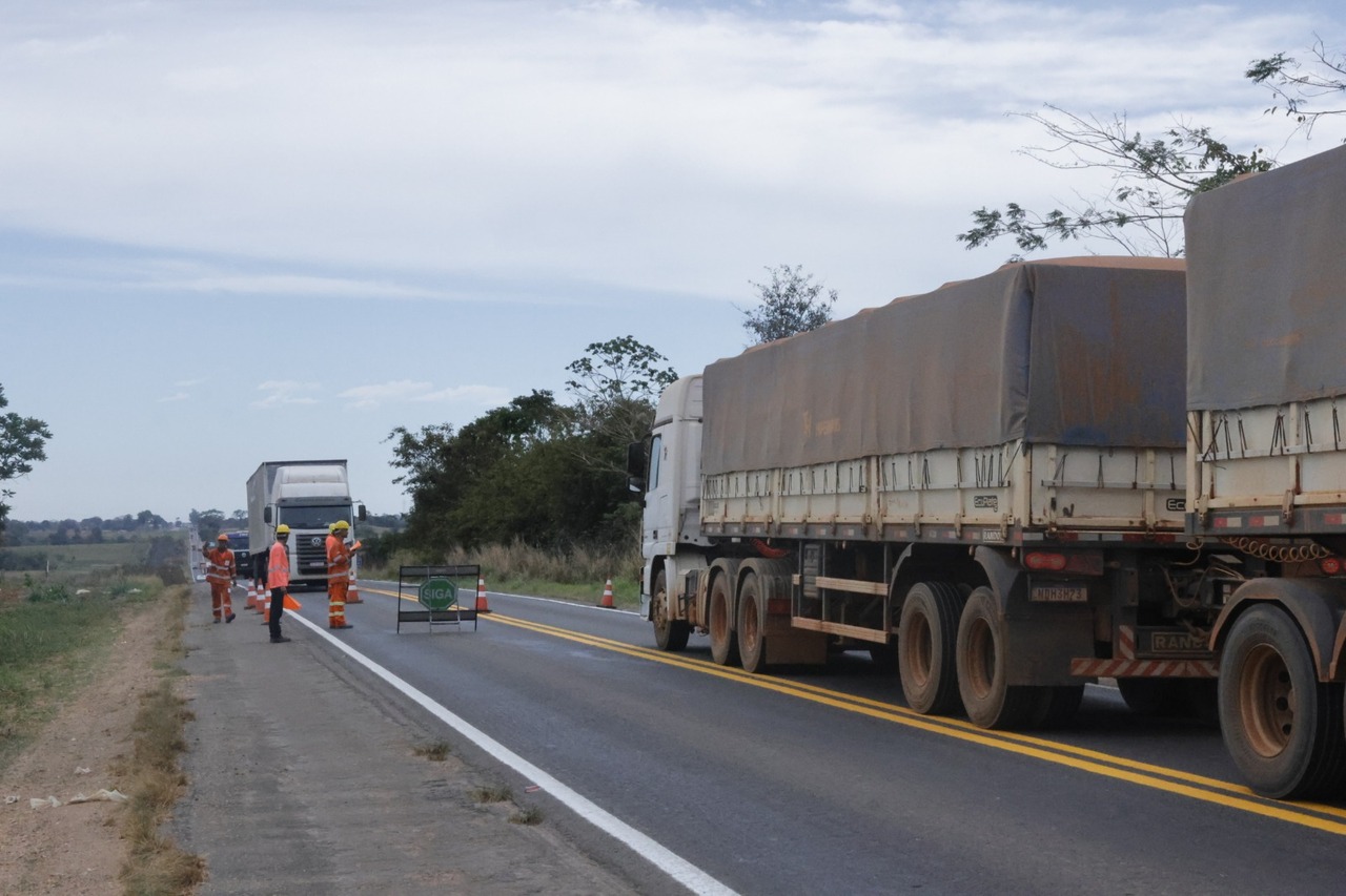 Tem Pare e Siga na BR-364 - Saiba o que fazer