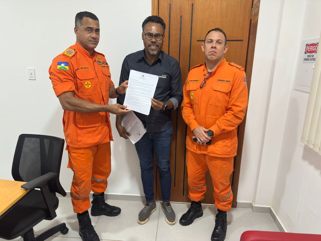 Dr. Santana garante inclusão dos Bombeiros na Atividade Delegada após articulação com o Executivo