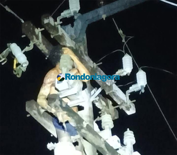 Vídeo: homem sofre descarga elétrica ao tentar furtar fios em poste na zona leste de Porto Velho