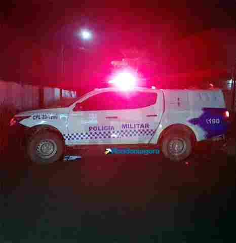 Ladrões rendem, amarram funcionário de posto e fogem com todo o dinheiro de cofre