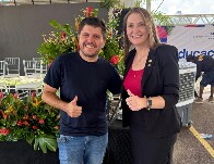 Van odontológica é entregue a São Francisco do Guaporé por emenda da deputada Lebrinha