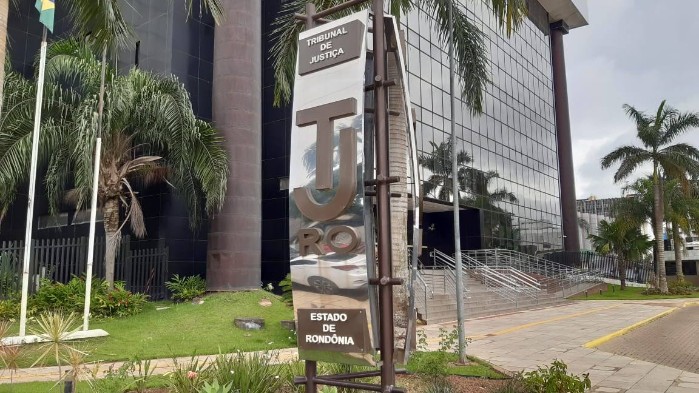 Mantida condenação de 21 anos para réus que mataram homem após briga por dívida
