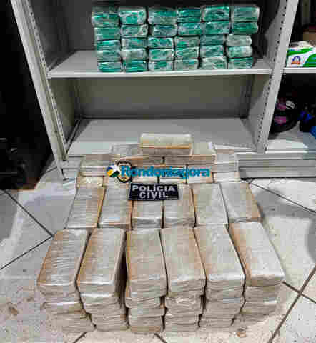 Vídeo: Delegacia de Furtos e Roubos de Veículos intercepta carro com 150 kg de cocaína em Porto Velho