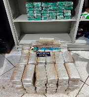 Vídeo: Delegacia de Furtos e Roubos de Veículos intercepta carro com 150 kg de cocaína em Porto Velho