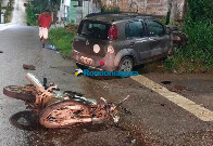 Motorista de 72 anos bêbado causa acidente e acaba preso após colisão com moto