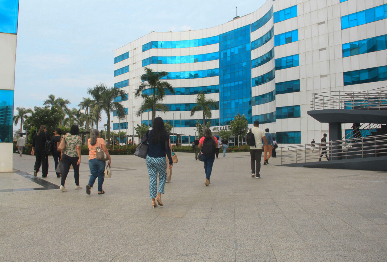 Governo injeta mais de R$ 131 milhões na economia com pagamento da segunda parcela do 13º salário