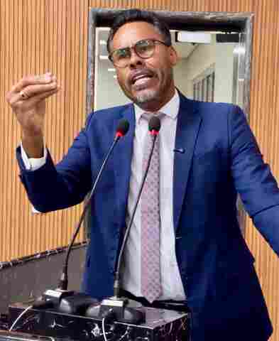 Dr. Santana apresente projeto de enfrentamento a cheias e alagamentos