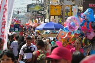 Domingão da CDL segue com programação natalina com ofertas exclusivas e lazer na avenida José Amador dos Reis