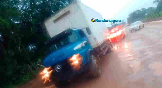 Delegacia de Furtos e Roubos de Ve&iacute;culos localiza caminh&atilde;o roubado em posto na BR-364