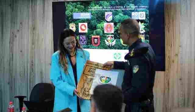 Homenagem marca trabalho do MPRO na defesa de &aacute;reas ambientais durante opera&ccedil;&atilde;o Aruan&atilde;