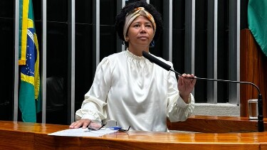 S&iacute;lvia Cristina destaca os quatro anos do Centro de Preven&ccedil;&atilde;o e Diagn&oacute;stico de C&acirc;ncer em Ji-Paran&aacute;