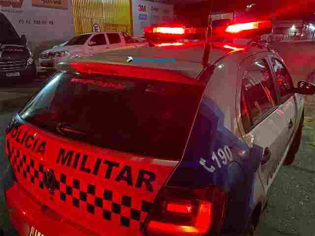 Ap&oacute;s mulher relatar agress&atilde;o, homem &eacute; encontrado gravemente ferido dentro de casa