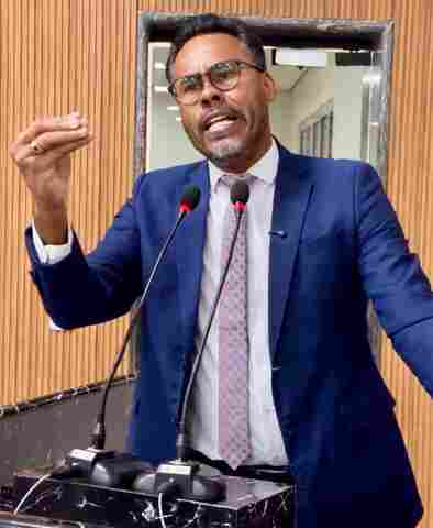 Dr. Santana apresenta projeto de enfrentamento a cheias e alagamentos