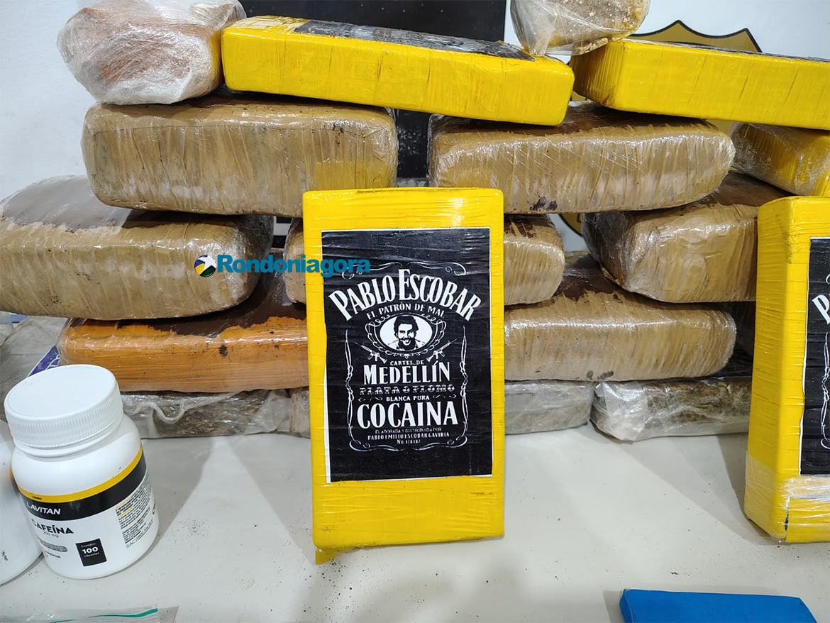 Denarc  apreende 25 kg de drogas e fecha laborat&oacute;rio na zona leste de Porto Velho