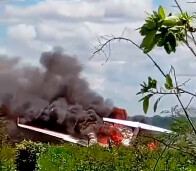 V&iacute;deo: Avi&atilde;o com M&aacute;rcio Pacelle e Maur&iacute;cio Carvalho cai em Extrema