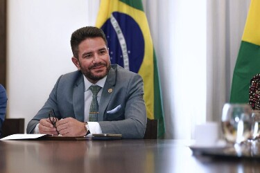 STF anula parte de investiga&ccedil;&atilde;o contra governador do Acre