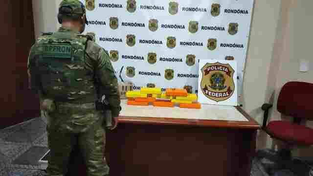 Opera&ccedil;&atilde;o Madeira-Mamor&eacute; apreende 10 tabletes de coca&iacute;na em Rond&ocirc;nia