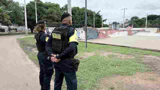 Usu&aacute;rios de drogas s&atilde;o detidos ap&oacute;s constrangerem fam&iacute;lias no Espa&ccedil;o Alternativo
