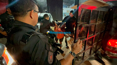 Ap&oacute;s roubo violento, PM recupera moto e prende dois criminosos