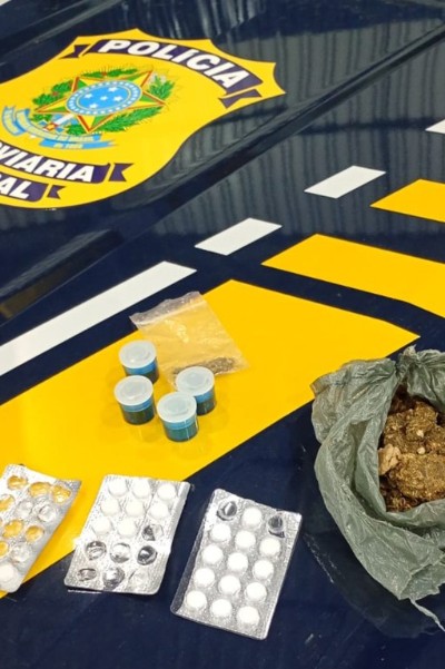 PRF apreende anfetaminas e drogas com caminhoneiro na BR-364
